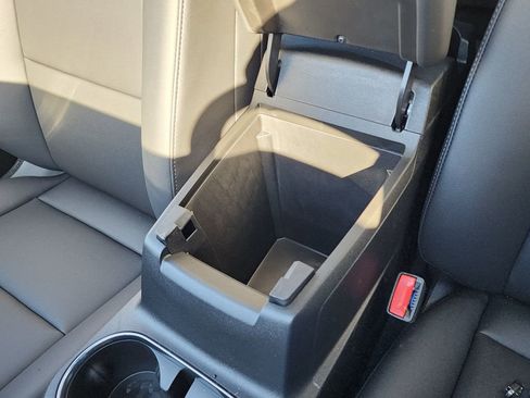 New 2026 GMC Canyon Elevation w/ Convenience Package image 35