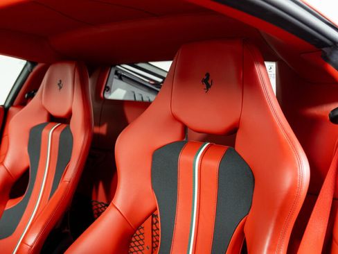 Certified 2019 Ferrari 488 Pista Coupe RWD image 62