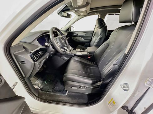 Used 2024 Acura MDX SH-AWD w/ Technology Package image 20