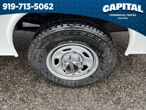 New 2026 Ford F350 XL w/ XL Chrome Package AWD/4WD image 15