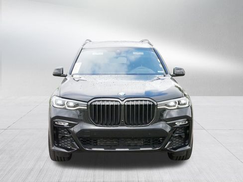 Used 2022 BMW X7 xDrive40i w/ M Sport Package image 2