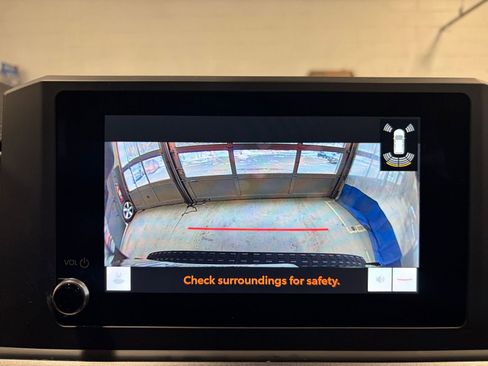 Used 2025 Toyota 4Runner TRD Off-Road image 17