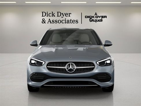 Used 2025 Mercedes-Benz C 300 Sedan image 33