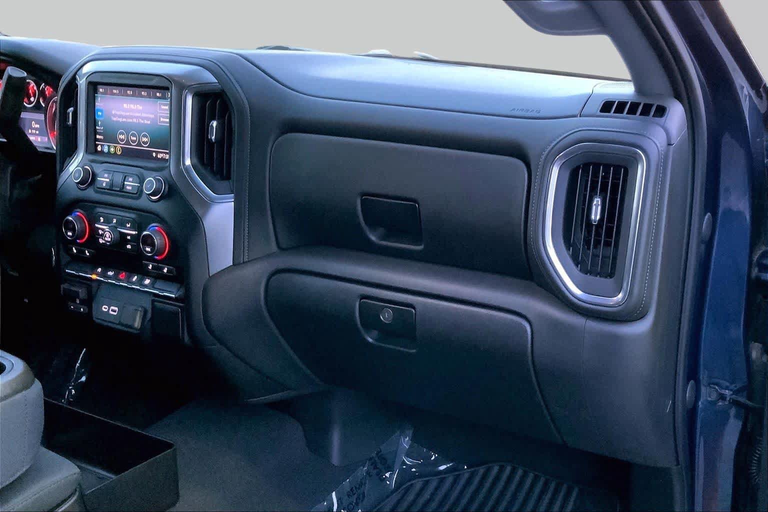 Used 2019 Chevrolet Silverado 1500 RST w/ All-Star Edition AWD/4WD image 16