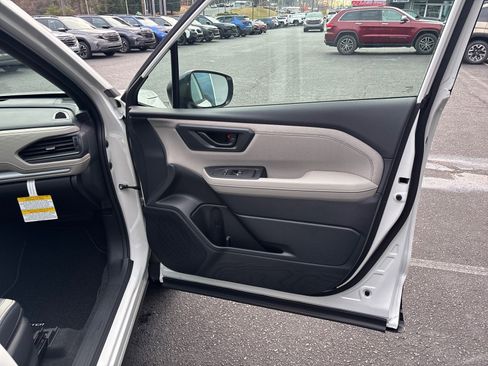 New 2026 Subaru Forester Premium image 43