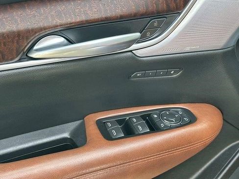Certified 2024 Cadillac XT5 Sportv AWD/4WD image 16