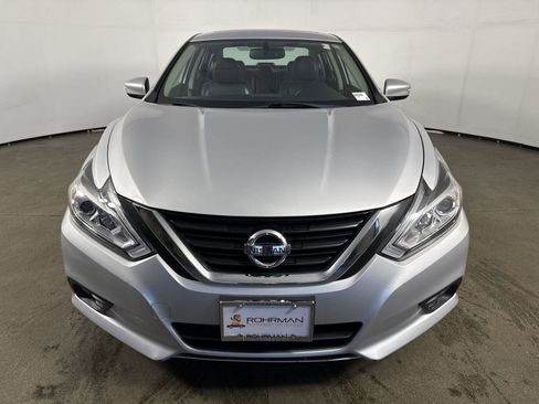 Used 2018 Nissan Altima 2.5 SV w/ 2.5 SV Technology Package image 26
