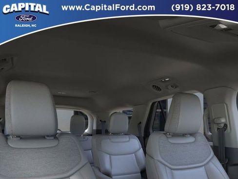 New 2026 Ford Explorer Active image 22