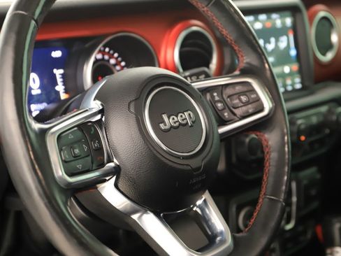 Used 2020 Jeep Gladiator Rubicon image 16