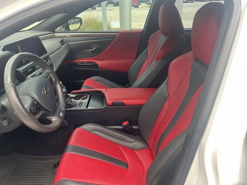 Used 2023 Lexus ES 350 F Sport w/ Accessory Package (Z2) FWD image 3