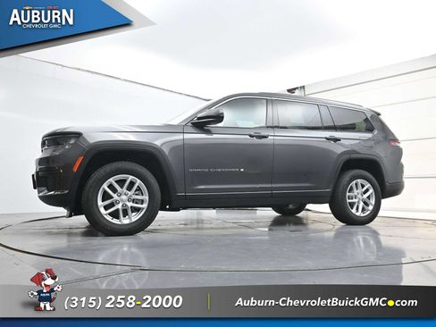 Used 2023 Jeep Grand Cherokee L Laredo AWD/4WD image 22