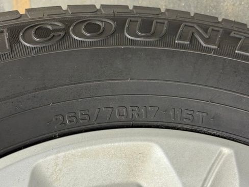 Used 2019 Toyota 4Runner SR5 AWD/4WD image 42