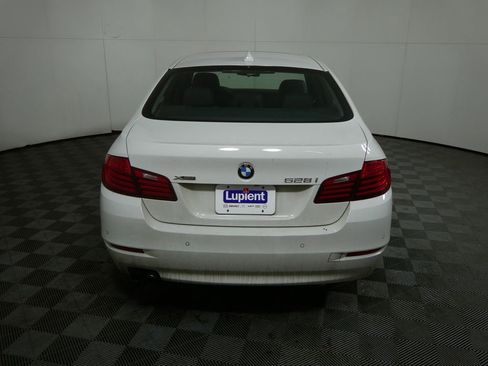 Used 2014 BMW 528i xDrive Sedan image 4
