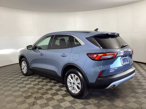 Used 2023 Ford Escape Active AWD/4WD image 4