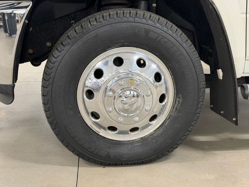 Used 2018 RAM 3500 Laramie AWD/4WD image 12