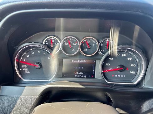 Used 2022 Chevrolet Silverado 1500 LT w/ Z71 Off-Road Package AWD/4WD image 27