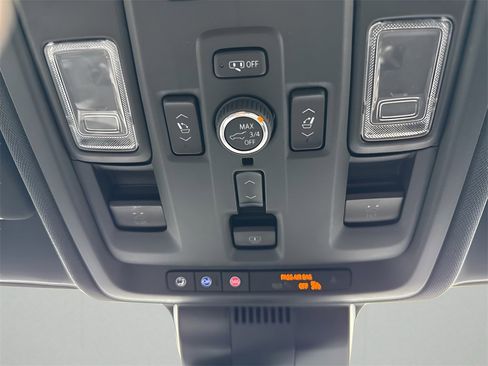 Used 2023 Chevrolet Tahoe Premier w/ Max Trailering Package image 33