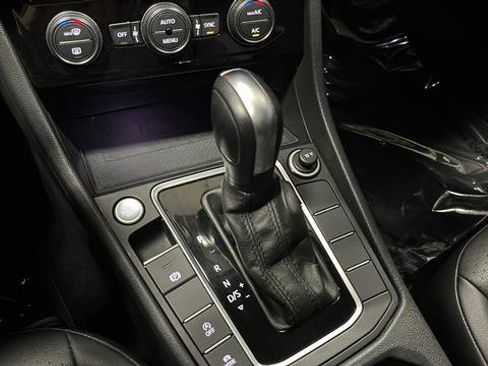 Used 2020 Volkswagen Jetta SEL FWD image 19