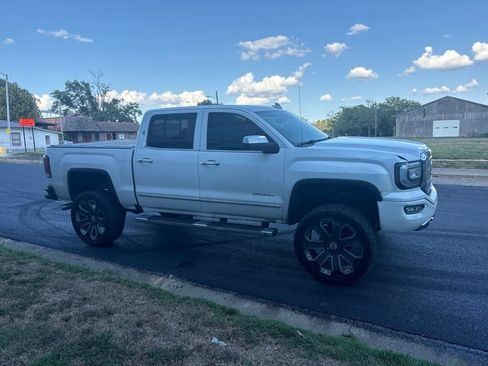 Used 2017 GMC Sierra 1500 Denali AWD/4WD image 6