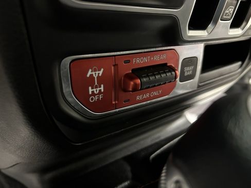 Used 2018 Jeep Wrangler Unlimited Rubicon image 14