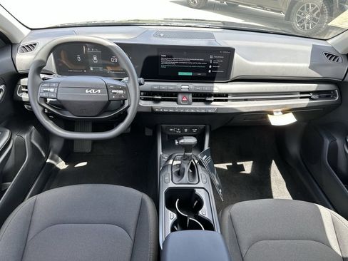 New 2026 Kia K4 FWD image 7