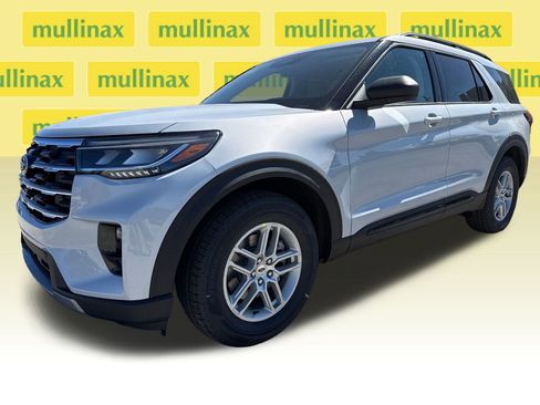 New 2026 Ford Explorer Active w/ Active Comfort Package image 17