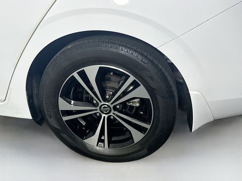 Used 2023 Nissan Sentra SV w/ Trunk Package image 11