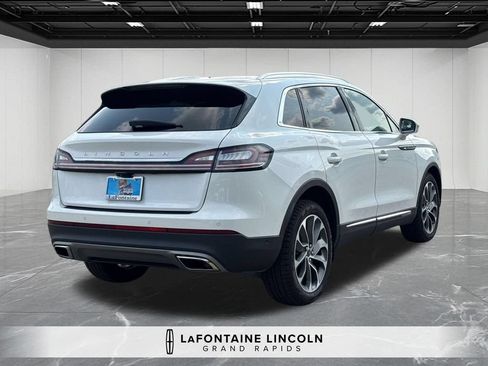 Certified 2023 Lincoln Nautilus Reserve w/ Equipment Group 201A AWD/4WD image 5