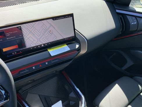 New 2025 BMW X3 xDrive30i w/ Premium Package image 17