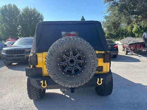 Used 2015 Jeep Wrangler Sport w/ Quick Order Package 23S AWD/4WD image 6
