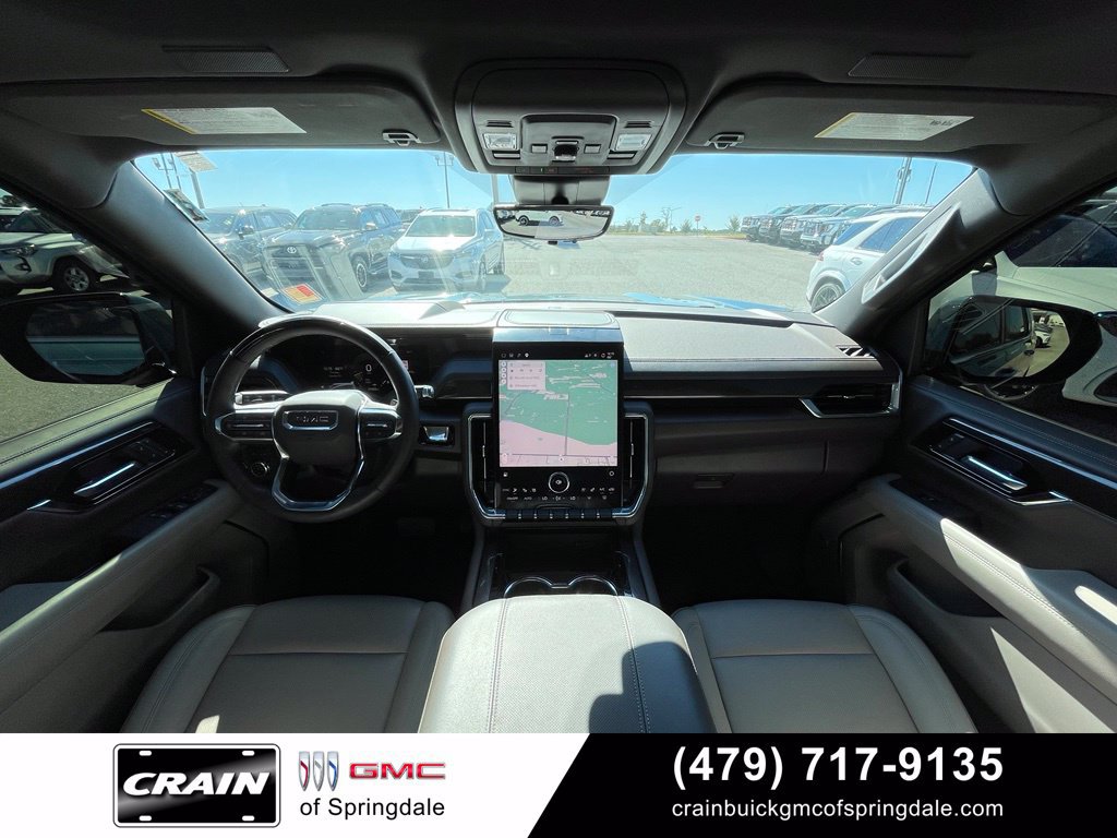 Used 2025 GMC Yukon Elevation w/ Elevation Premium Package AWD/4WD image 28