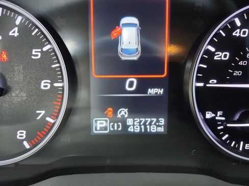 Used 2024 Subaru Crosstrek 2.0i Premium image 12