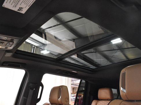 Used 2022 Cadillac Escalade ESV Sport w/ Touring Package AWD/4WD image 3