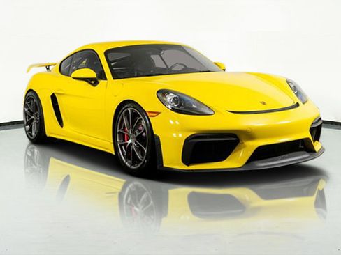 Used 2020 Porsche 718 Cayman GT4 image 4