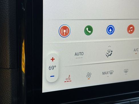 New 2025 Ford Ranger XLT w/ Equipment Group 301A High image 32