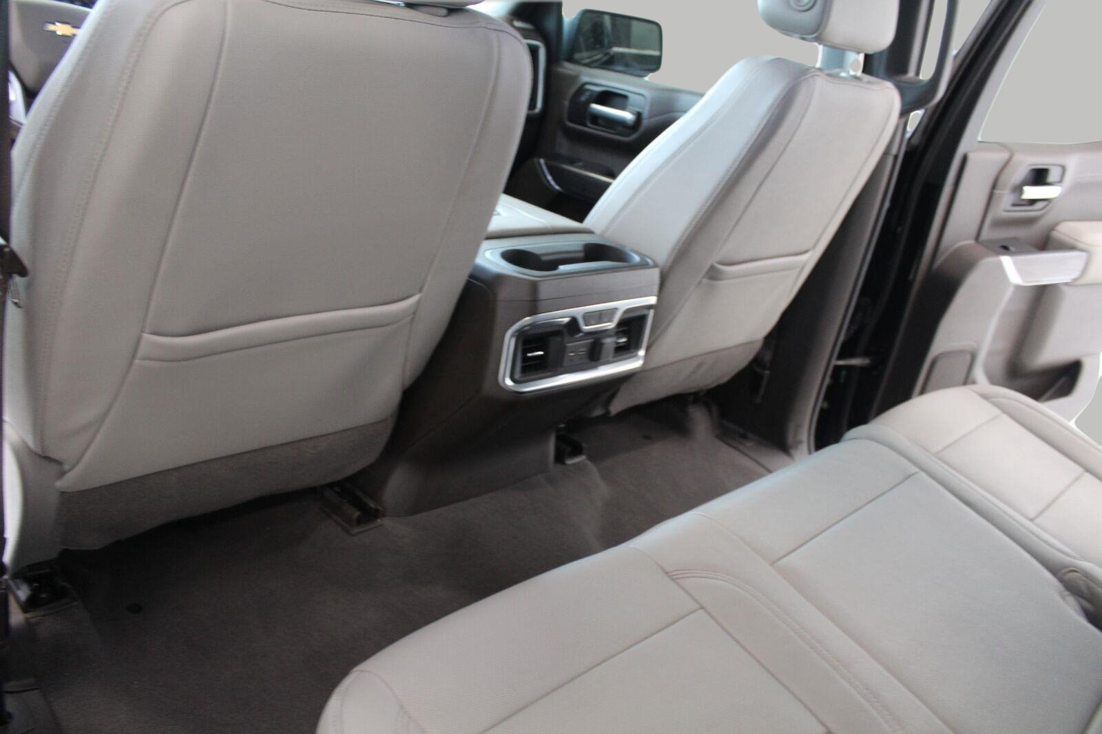 Used 2021 Chevrolet Silverado 1500 LTZ w/ LTZ Premium Package AWD/4WD image 20