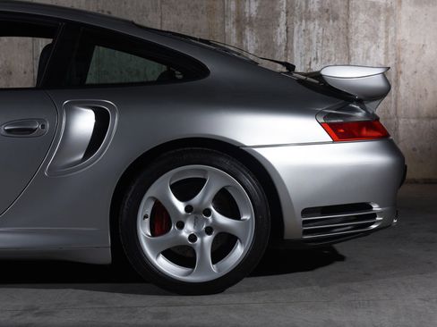 Used 2002 Porsche 911 Turbo image 11