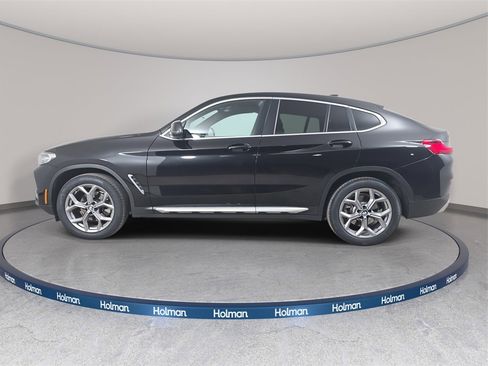 Certified 2025 BMW X4 xDrive30i image 9