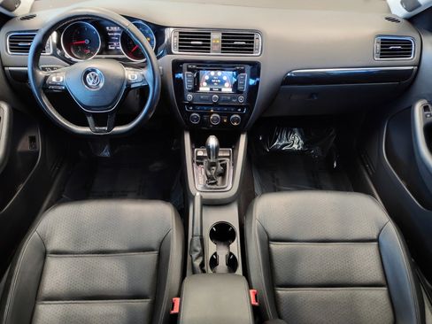 Used 2015 Volkswagen Jetta TDI SEL image 19