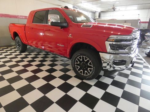 New 2026 RAM 2500 Limited image 4