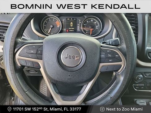 Used 2016 Jeep Cherokee Latitude w/ Trailer Tow Group image 23