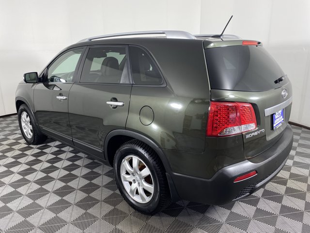 Used 2013 Kia Sorento LX w/ Convenience Pkg FWD image 8