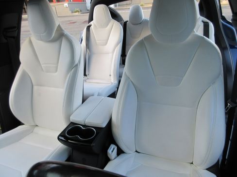 Used 2017 Tesla Model X P100D image 12