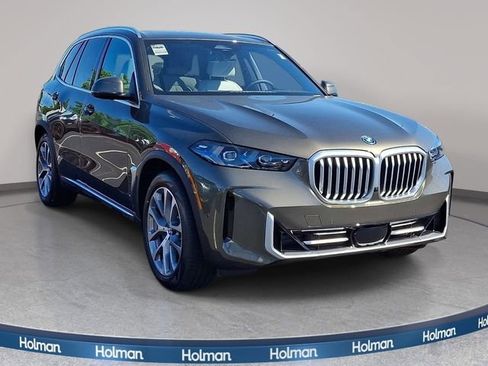 New 2026 BMW X5 xDrive50e w/ Climate Comfort Package AWD/4WD image 3