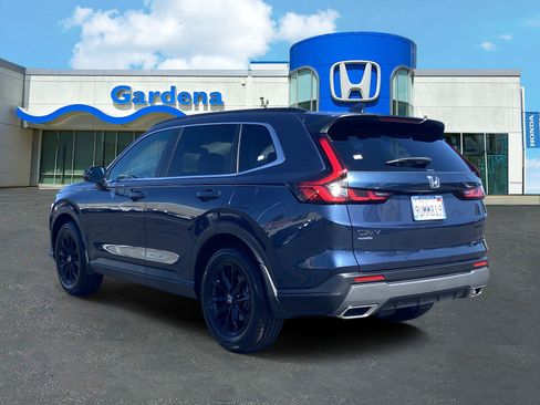 Certified 2025 Honda CR-V Sport image 4