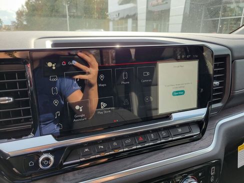 New 2026 GMC Sierra 1500 SLT image 21