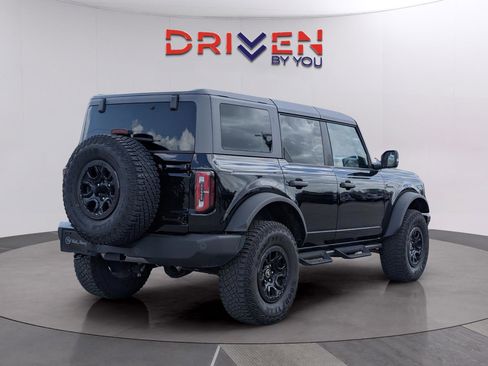 Used 2024 Ford Bronco Wildtrak image 5