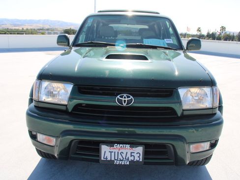 Used 2001 Toyota 4Runner SR5 AWD/4WD image 8