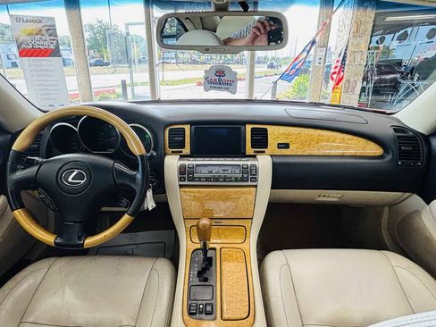 Used 2005 Lexus SC 430 Convertible RWD image 43