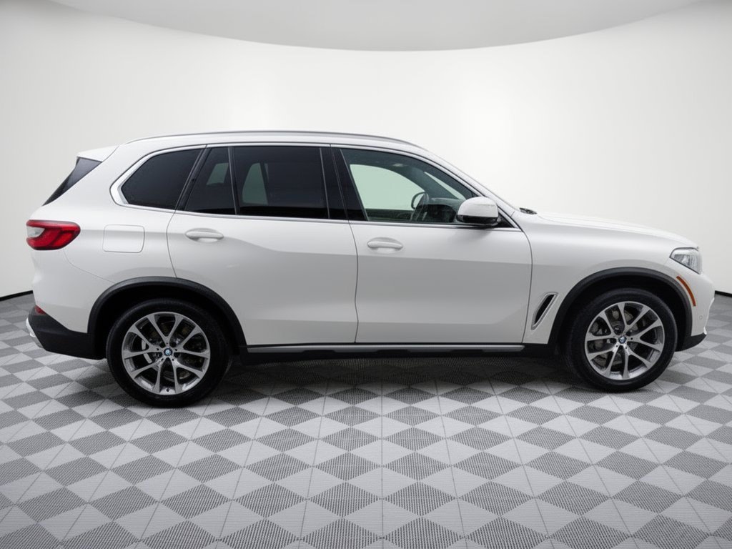 Used 2019 BMW X5 xDrive40i w/ Executive Package AWD/4WD image 7